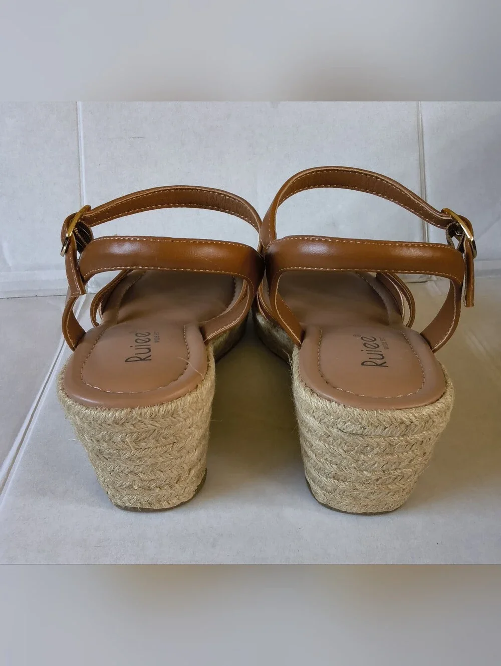 Ruiee Women's wide wedge sandals Size 9XM